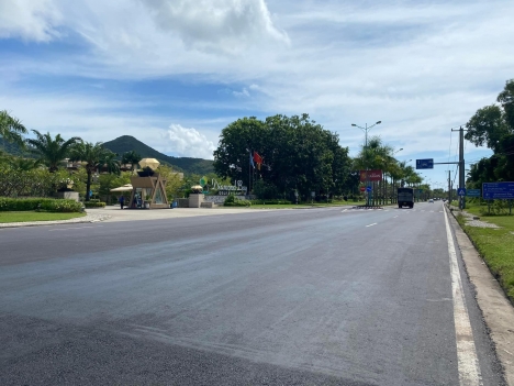 Bán Lô Đất Đẹp Đại Lộ Nguyễn Tất Thành Thành phố Nhà Trang Con ĐƯờng Đi Xuống Sân Bay Cam Ranh