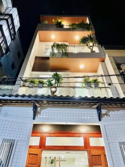 Nhà 4 tầng mới phan huy ích p12 gò vấp 4,5 x15m giá 6,9 tỷ
