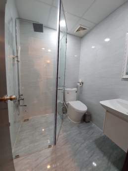 Bán gấp căn hộ 2 phòng ngủ siêu đẹp view phố biển tại Mường Thanh 04 Trần Phú.