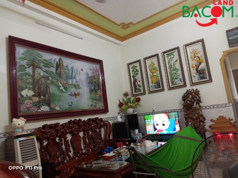 Bán nhà 1 trệt 1 lầu MT kinh doanh đường ô tô thông gần gx long bình biên hòa