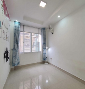Ngô Đức Kế Bình Thạnh 2 tầng sát mặt tiền chỉ 2 tỷ nhĩnh