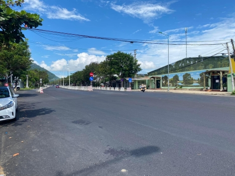 Bán Lô Đất Đẹp Đại Lộ Nguyễn Tất Thành Thành phố Nhà Trang Con ĐƯờng Đi Xuống Sân Bay Cam Ranh