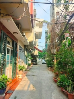 Bán nhà Phùng Khoang 52m2 4T chỉ hơn 5tỷ kdoanh ô tô nhà mới ở sướng.