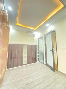 Đập hộp nhà mới Phạm Ngọc Thạch, 4 tầng đẹp long lanh, ô tô tránh, ô tô đỗ cửa, 20m2, nhỉnh 3 tỷ.