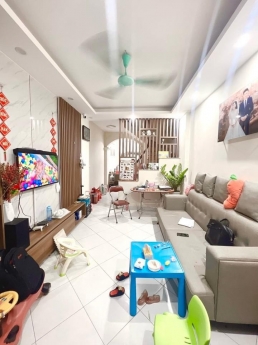 Nhà Xuân Đỉnh-Gần Phố- Ô tô đỗ cách 20M-Gần 100tr/1m-3 Bước ra PHỐ-45mx3T-MT3,4m- Nhỉnh 4tỉ