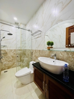 Nhà 4 tầng mới phan huy ích p12 gò vấp 4,5 x15m giá 6,9 tỷ