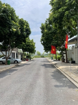 Bán nhà 1 Trệt 2 lầu Phước Bình Tp. Thủ Đức  87m2  Giá 8 tỷ 500 Triệu