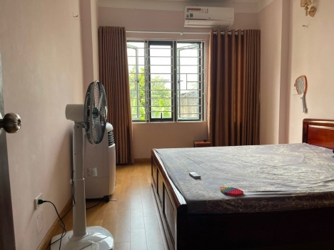 BÁN GẤP NHÀ 4 TẦNG 30M2 QUANG TRUNG HÀ ĐÔNG 2,4 TỶ