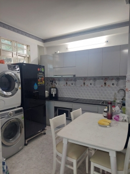 CAO CAO VƯỢT TẦM  NHÀ  3 TẦNG Ở NGAY GẦN CHỢ BÌNH TRIỆU - 3.95 TỶ.