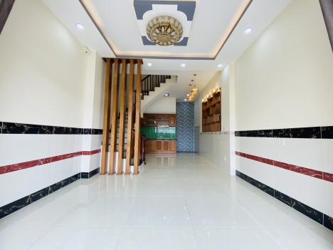 Lỗ Chứng Khoán - Bán Rẻ Nhà Đường Thông 5M Chỉ 4 Tỷ 2 Ngay Bệnh Viện Quận 12