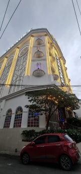 BÁN GẤP NHÀ MẶT TIỀN LÔ GÓC PHƯỜNG 19 BÌNH THẠNH- 60M2-NGANG 5,5 M-DÒNG TIỀN KHỦNG 300TR-CHỈ HƠN 10