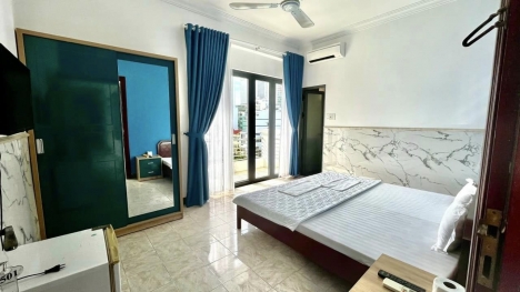 Cân BÁn Khach Sạn Nha Trang Mặt Tiền Đường Đinh Tiên Hoàng