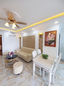 Bán gấp căn hộ 2 phòng ngủ siêu đẹp view phố biển tại Mường Thanh 04 Trần Phú.