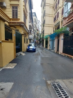 Bán nhà Lê Trọng Tấn, Phân lô , ngõ 2 oto tránh, 20m ra phố, KD tốt, 63m chỉ 9,2 tỷ