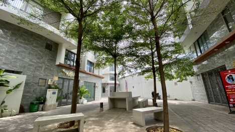 NHÀ MỚI ĐẸP 5 TẦNG KHU VIP NGAY CC HIMLAM CHỢ LỚN