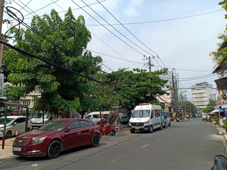 Bán nhà mặt tiền Lê Ngã – quận Tân Phú, ngang 4.3m, giá nhỉnh 4 tỷ một ít