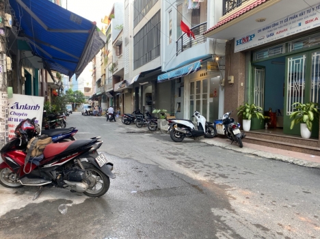 Bán nhà riêng hẻm 451 Tô Hiến Thành, P13, Q10, DT: 4.5x25m 2 lầu giá 17 tỷ