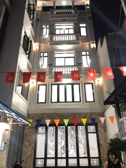 BÁN NHÀ GẤP NHÀ HXH HOÀNG HOA THÁM BÌNH THẠNH-60M2 NGANG 6M- 4 TẦNG BTCT-7PN-NHÀ MỚI - SHR - NHỈNH