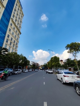 BÁN NHÀ NGUYỄN SƠN 54M  LÔ GÓC HAI MẶT ĐƯỜNG 6 TẦNG THANG MÁY KINH DOANH ĐỈNH CHỈ 12 TỶ