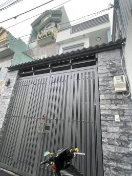 Nguyên Tử  Đông Hưng Thuận 18 Quận 12 .
190M2 Chỉ 5 tỷ 2.
