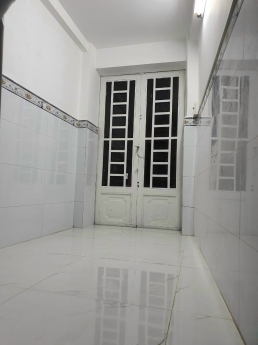 NHÀ 1 XẸT TÂN THÀNH, LÔ GÓC, HẺM XE TẢI, CHỈ 1.3 TỶ