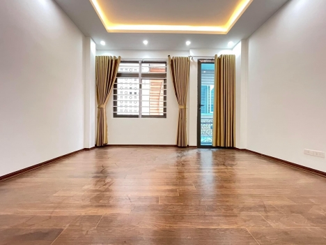 Bán nhà Phương Canh, Nam Từ Liêm 5 tầng x 42m2, ô tô, ở sướng, 3.35 tỷ