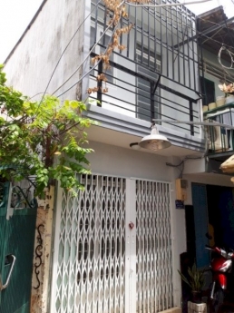Bán nhà 1627 HTP, Quận 7, giá 990 triệu