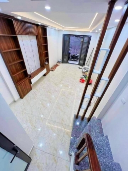 Hottt-- Bán gấp nhà trung tâm Quận Thanh Xuân, tặng kèm thang máy, 7,3 tỷ 6 tầng ngõ otô