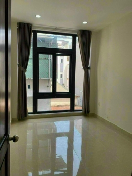 NHÀ ĐƯỜNG THÍCH QUẢNG ĐỨC, TRUNG TÂM PHÚ NHUẬN, HẺM THÔNG 3.5M, 5 TẦNG, 4.85 TỶ TL