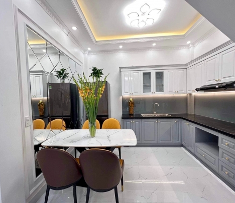 Cực hiếm nhà Trần Quốc Vượng, Cầu giấy 44m2 x 4T MT 3.8 m 5.2  tỷ, Nhà mới ở luôn, 20m ra oto