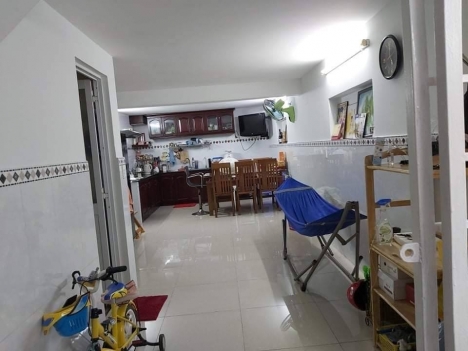 Sát MT Hương Lộ 2- 66m2 – nhà C4- Đủ công năng – chỉ 3,339 tỷ ( thương lượng)