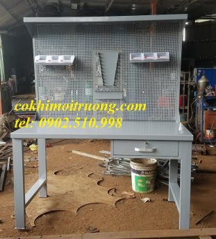 Bàn thao tác cơ khí TLB03, Bàn nguội cơ khí .