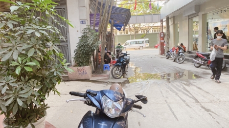Cực Phẩm Nguyễn Văn Huyên  kinh doanh ô tô ngõ thông Dt 35m2 6T mt 4,6m giá 7 tỷ