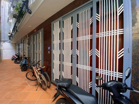 Hiếm lắm mới có! Trung Kính, 2 thoáng, 10m oto, ngõ 3m, 40m x 5T chỉ 4.15 tỷ