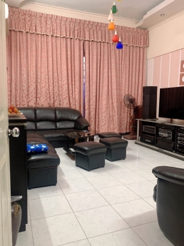 mặt tiền kinh doanh sầm uất cách mạng tháng tám - tân bình - 25 TY - nhà 3 lầu.