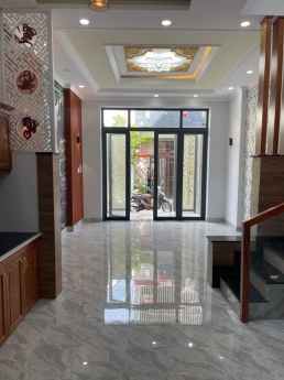 Bán gấp nhà HXH Lã Xuân Oai -Q.9.Nhà mới xây sạch sẽ thoáng mát,52m2 ,4 tầng,4WC( ngang 4.5 . dài