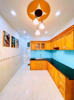 Bán nhà Huỳnh Văn Nghệ, Phường 15, Tân Bình – HXH, 43m2, 4 tầng, 5.1 tỷ.