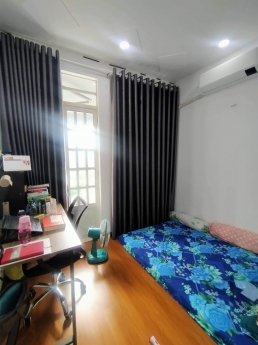 Phan văn Trị Bình Thạnh 21m  hẻm 1 truc sát mặt tiền chỉ 2 tỷ nhĩnh