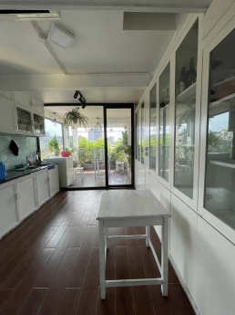 Bán nhà số mặt phố Nguyễn Thái Học, Ba Đình, 30m2, 5 tầng, giá 7.75 tỷ, TL