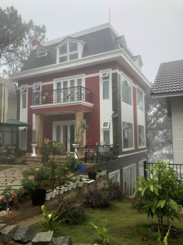 Cần bán căn biệt thự nghỉ dưỡng khu biệt thự Nam Hồ, Phường 11, TP. Đà Lạt, giá 14,5 tỷ