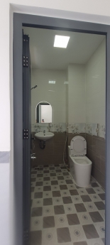 Bán nhà HXH  đường Phạm Thế Hiển P.6 Q.8 , 4.95tỷ,43m2,oto đỗ cửa.