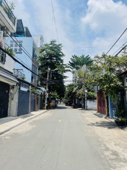 Bán nhà cạnh chợ An Nhơn ngang 5 dài 17m , hẻm xe hơi 1 trục như căn mặt tiền- kinh doanh đỉnh- 6,3