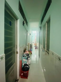 Bán nhà mặt tiền đường Đất Thánh- Tân Bình, DT 10 x 28, 6 tầng, 50 PN giá 50 tỷ.