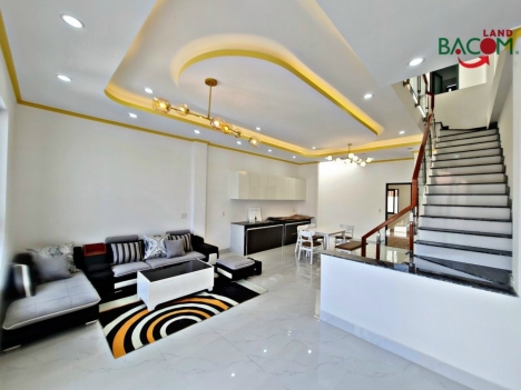 Hạ giá 200 triệu còn 4,190 tỉ.Bán nhà 1 Trệt 1 Lầu 110m2 SHR thổ cư đường ô tô (P. Tân Hiệp)