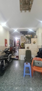 Định cư bán nhà Lý Thái Tổ Quận 10, 5 tầng giá chỉ nhỉnh 6 tỷ