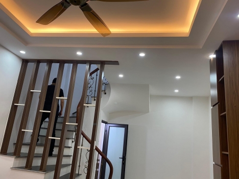 Bán nhà phố Nguyễn Cao trung tâm quận Hai Bà Trưng gần trường chợ 5 tầng 34m2 - 4.85 tỷ