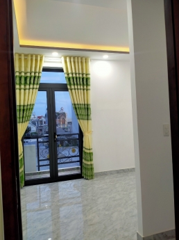 36 Nhà đúc Bê tông Cốt thép 4 tầng Phan Huy Ích nhỉnh 6 tỷ