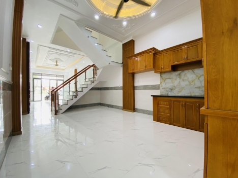 Bán Nhà Trục Chính Khu Dân Cư - Mặt Tiền Kinh Doanh Siêu Vip