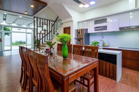 Cần bán Biệt thự Linh đàm 230m2 15 phòng sang trọng thang máy EU hơn 20 tỷ.