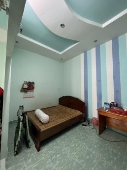 Cần Bán Ngang Hơn 5M Mới Tinh - Nguyễn Văn Quá.